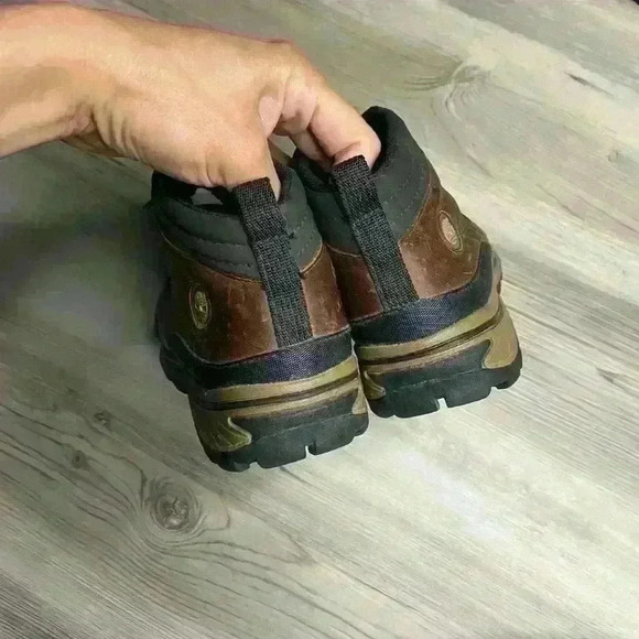 Boys Timberland Hiking Boots Waterproof Sz 4 Nice condition brown and black - Picture 3 of 5